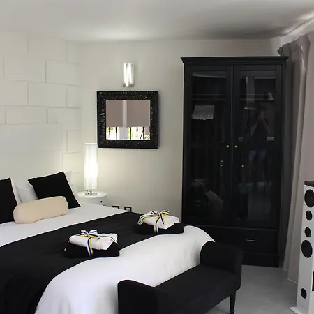 Hotel Pasion Tropical - Gay Only (adults Only)